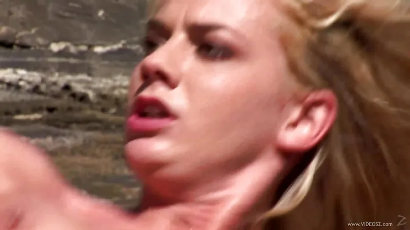Chloe Delaure enjoys a rough double penetration