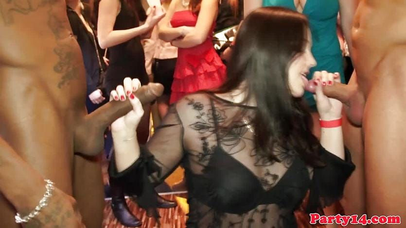 Amateur teens sucking black and white dicks