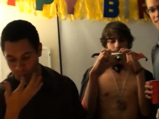 Sex-starved gays acquire incredible joy of hardcore gangbang