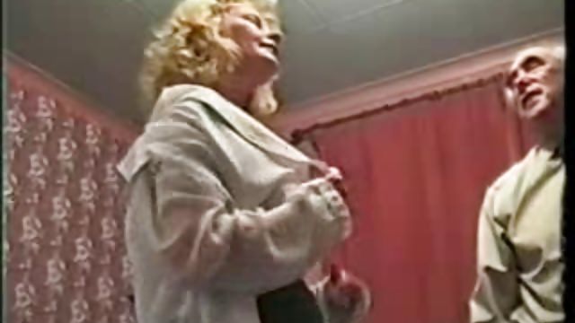 Amateur English Slutwife Gangbang – Yvette